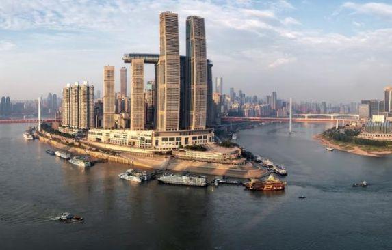 澳门管家婆100%精准香港和游客重庆吃烧烤被宰与游客重庆吃烧烤被宰视频